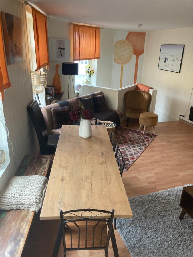 Downtown Historical House With Renovated Apartments 올레순 외부 사진